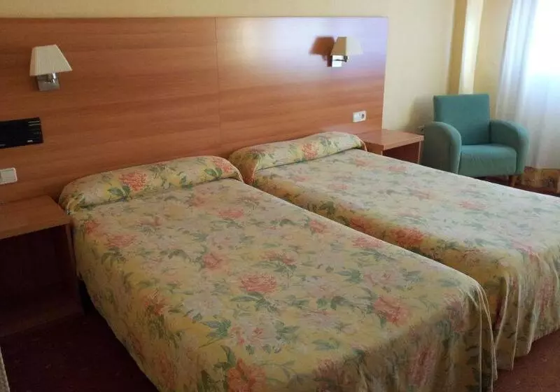 ホテル San Millan