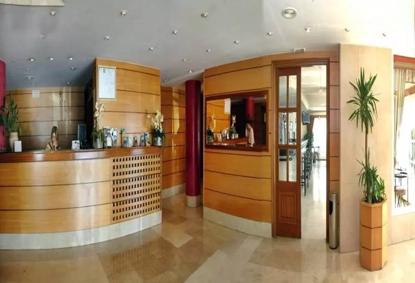 ホテル Santa Lucía