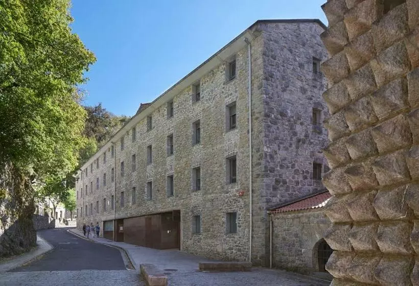 Отель Iraipe Santuario De Arantzazu