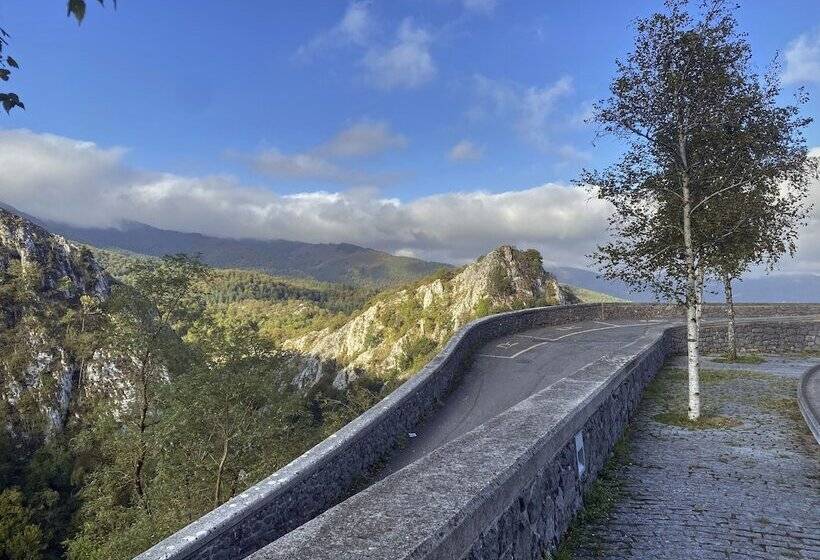 فندق Iraipe Santuario De Arantzazu