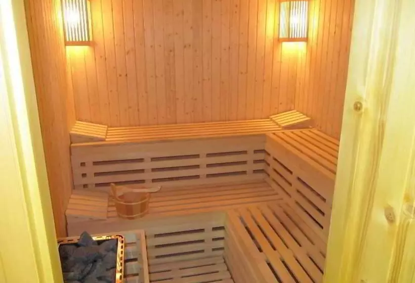 Отель Iraipe Santuario De Arantzazu