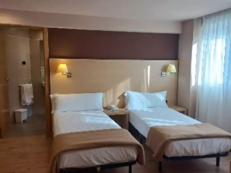 Отель Iraipe Santuario De Arantzazu