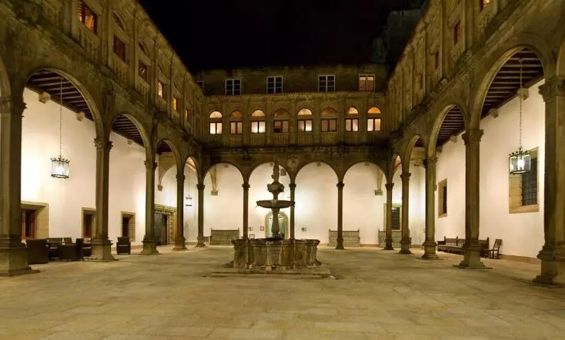 Parador De Santiago   Hostal Reis Catolicos