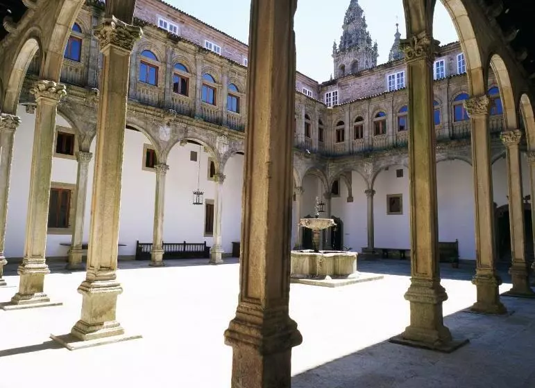 Parador De Santiago   Hostal Reis Catolicos