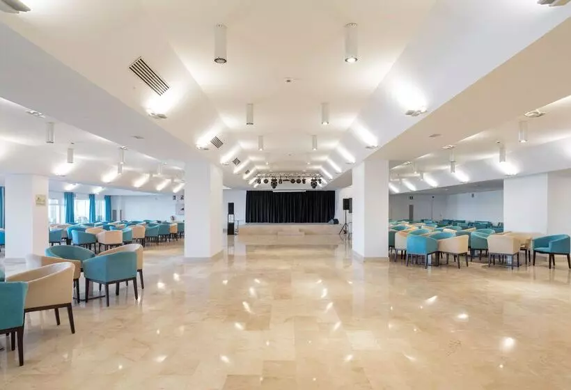 Отель Aluasun Doblemar