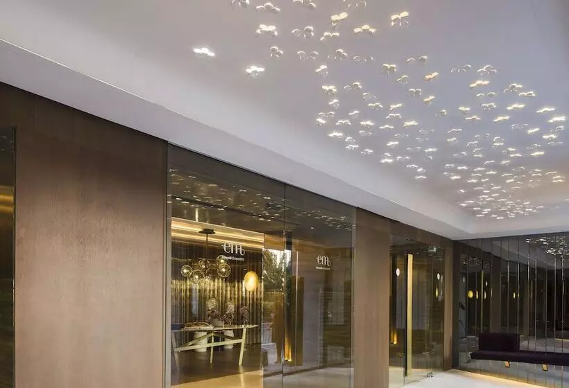 Отель Barcelo Emperatriz