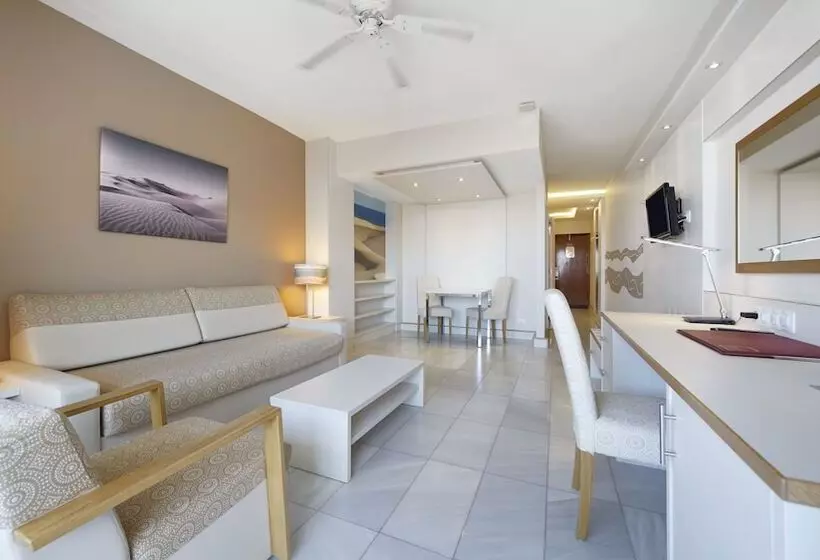 Отель Bull Eugenia Victoria & Spa