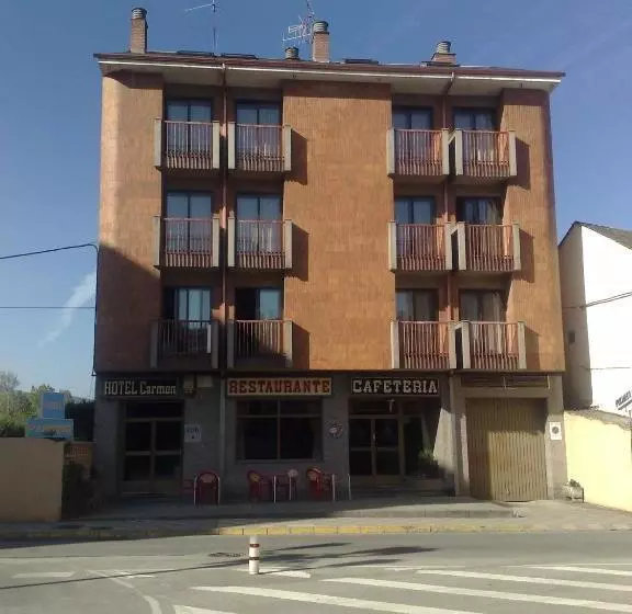 ホテル Carmen