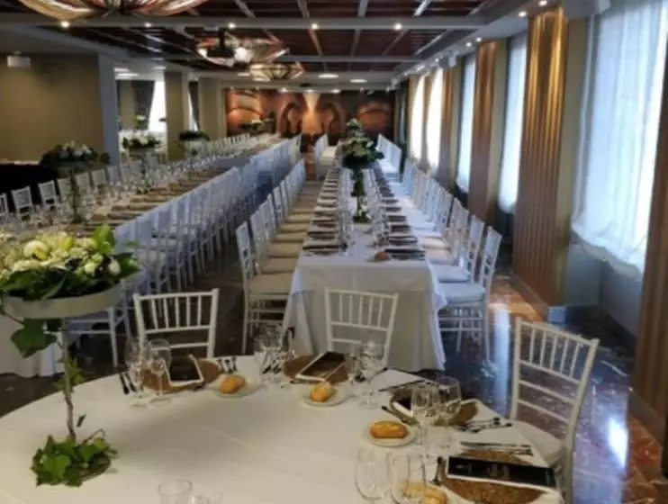 בית מלון כפרי Condestable Iranzo