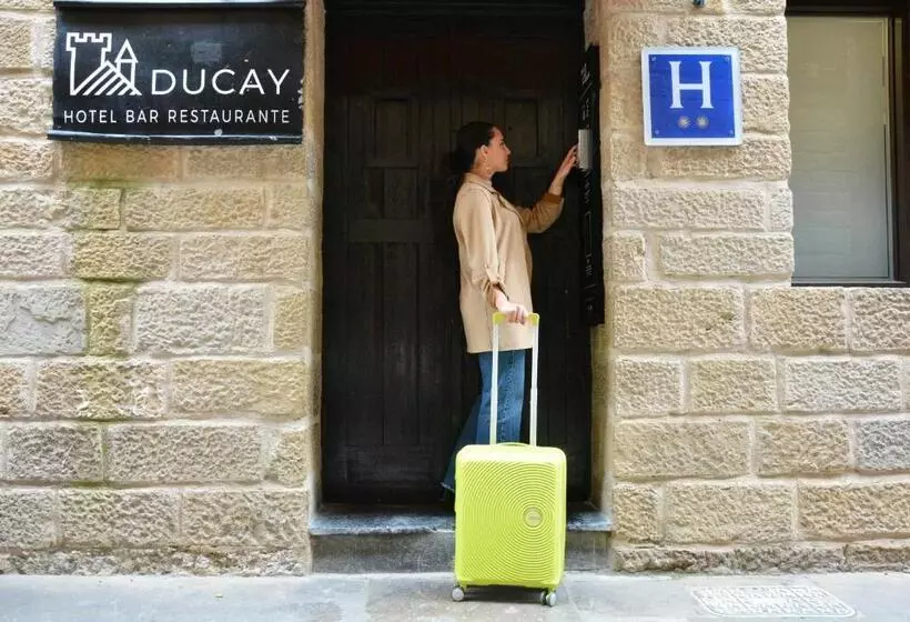 Hotel &bar Ducay