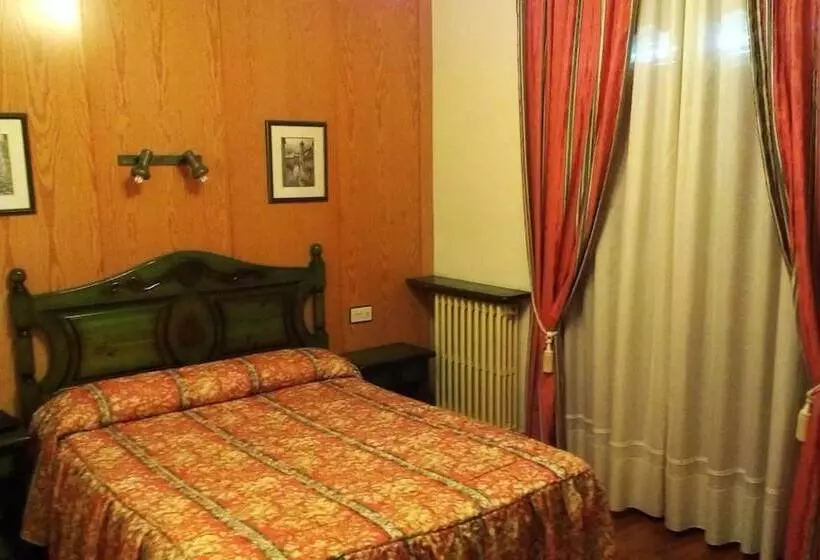 בית מלון כפרי Edelweiss