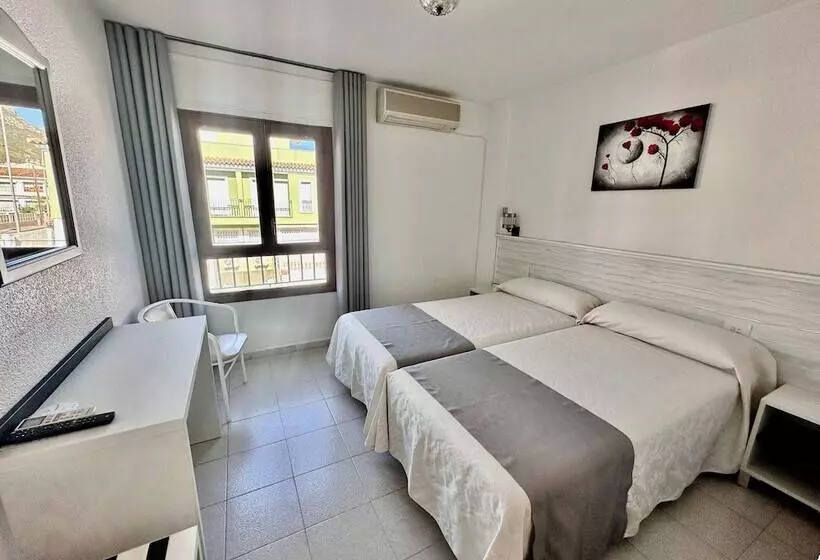 ホテル El Paraiso