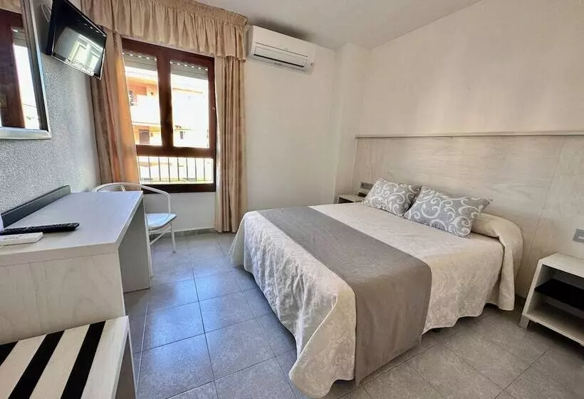 ホテル El Paraiso