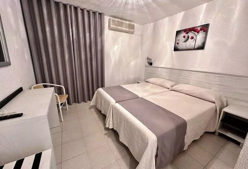 ホテル El Paraiso