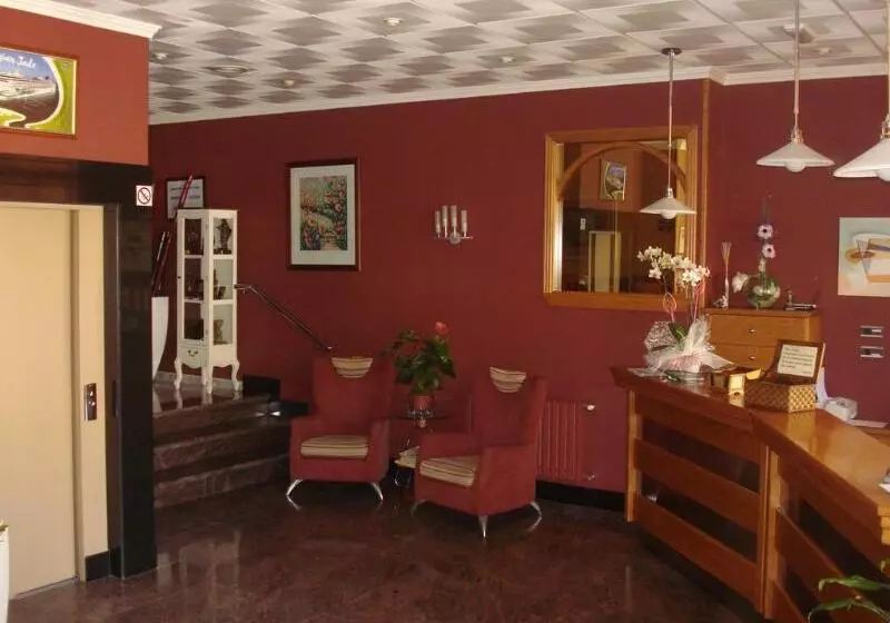 ホテル Florida Mar