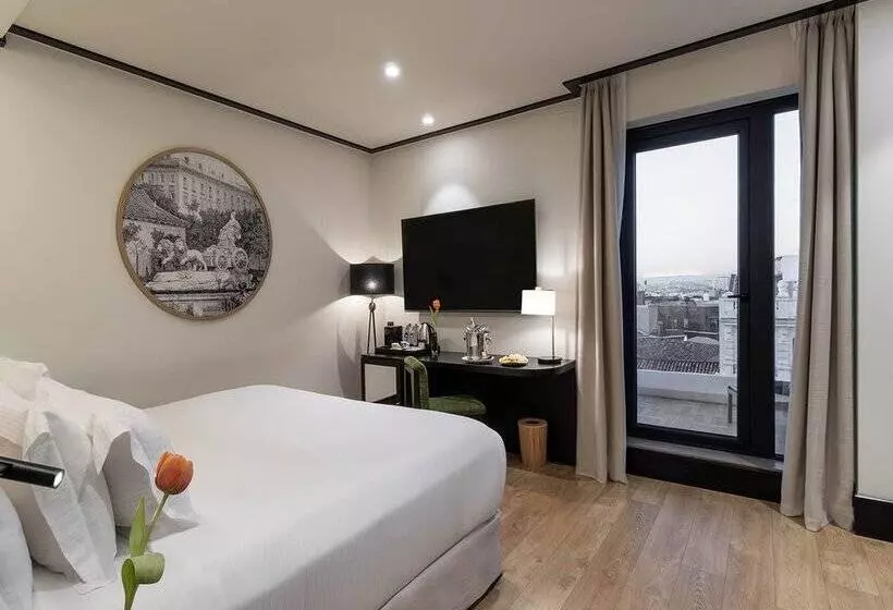 בית מלון כפרי H10 Puerta de Alcalá