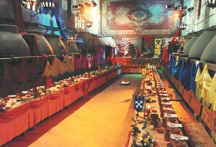 هتل La Casa Grande