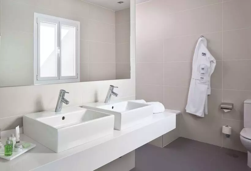 호텔 NH Madrid Atocha