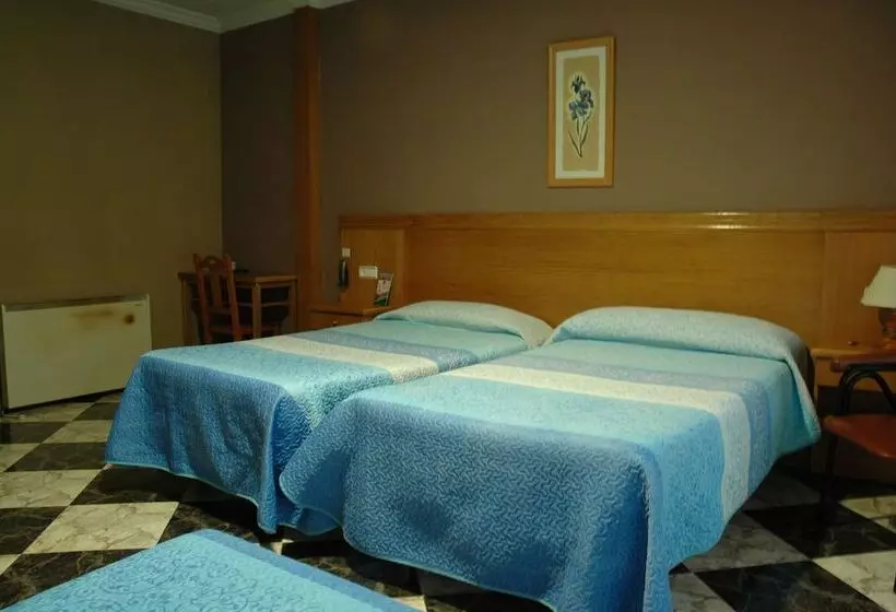 فندق Plaza Manjon