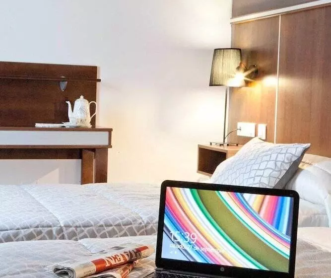 فندق Plaza Manjon