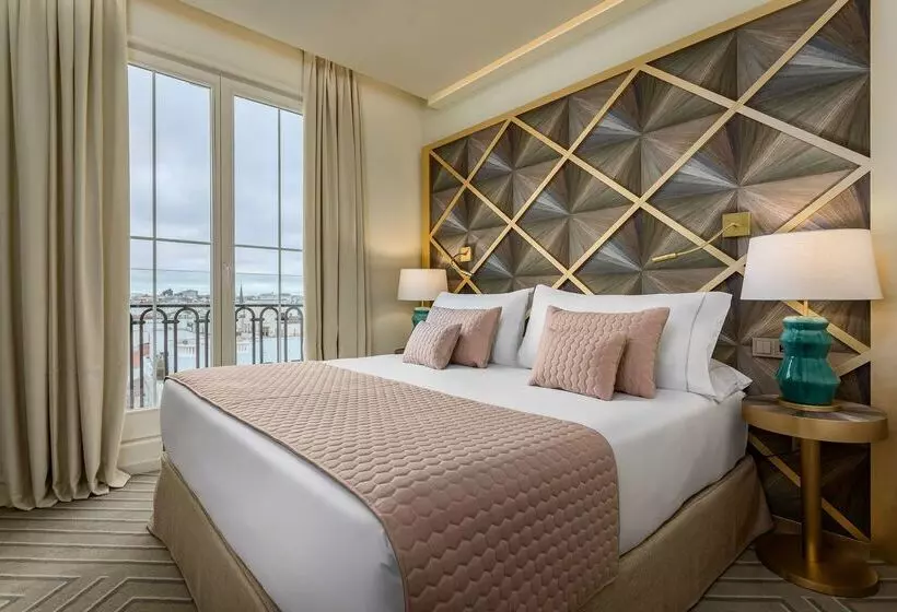 هتل Room Mate Macarena – Gran Via