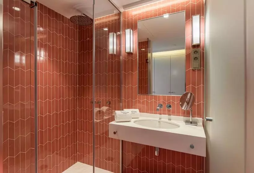 هتل Room Mate Macarena – Gran Via