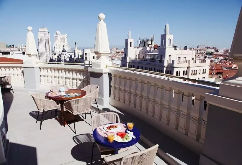 هتل Room Mate Macarena – Gran Via