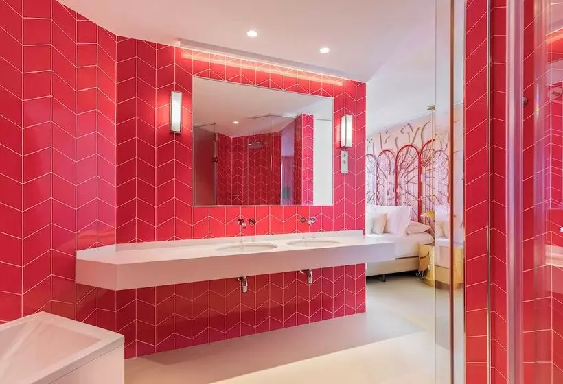 هتل Room Mate Macarena – Gran Via