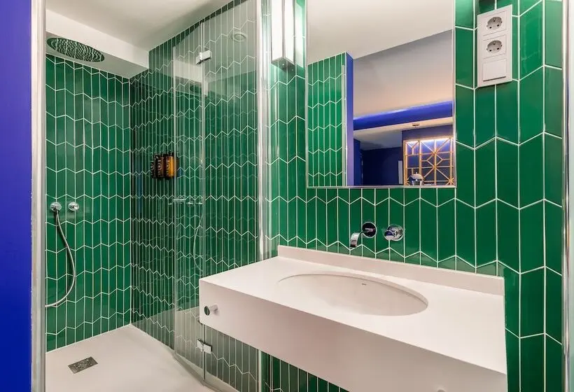 هتل Room Mate Macarena – Gran Via