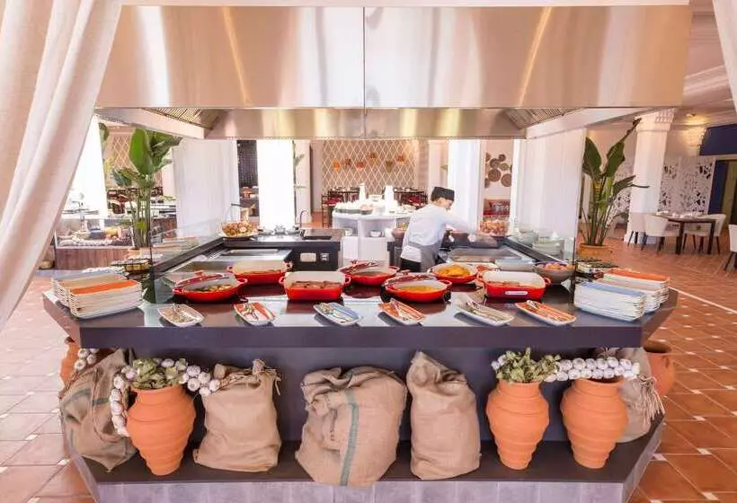 Don Carlos Resort & Spa Hotel & Villas