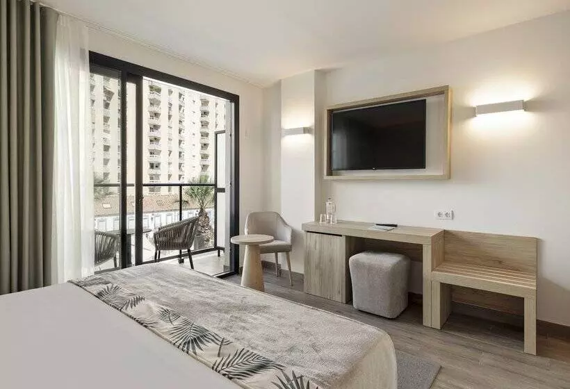 ホテル Best Triton