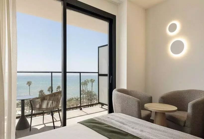 ホテル Best Triton