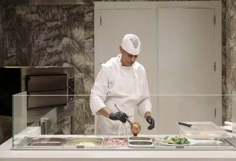 ホテル Best Triton