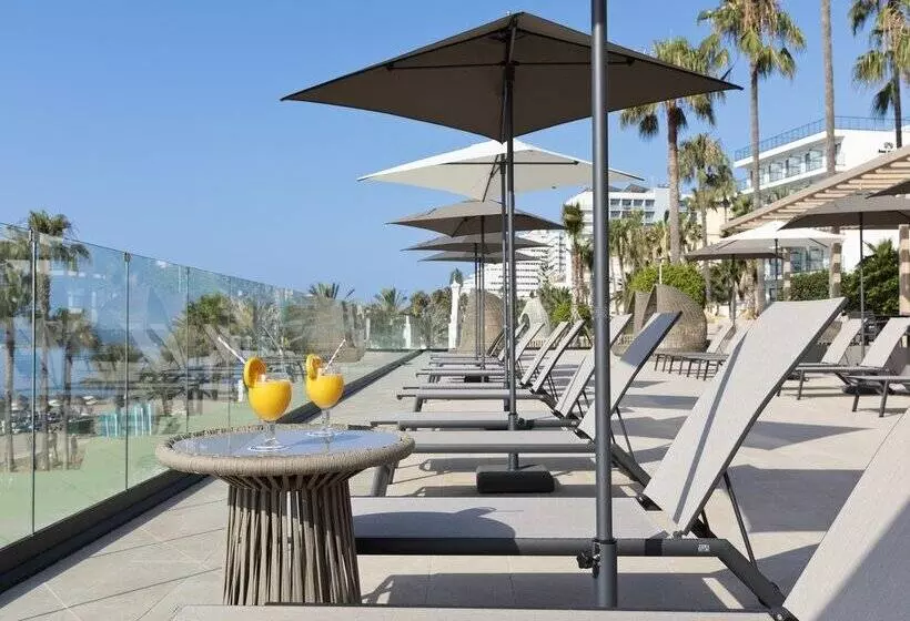 ホテル Best Triton