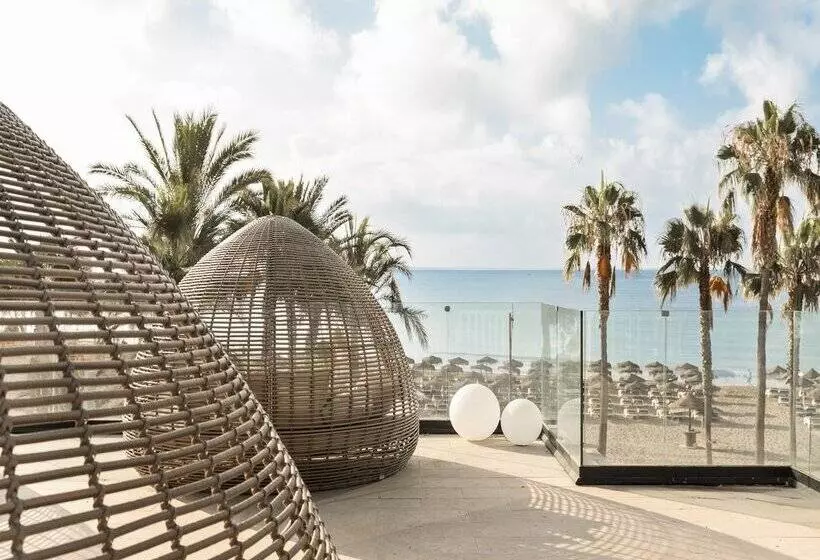 ホテル Best Triton