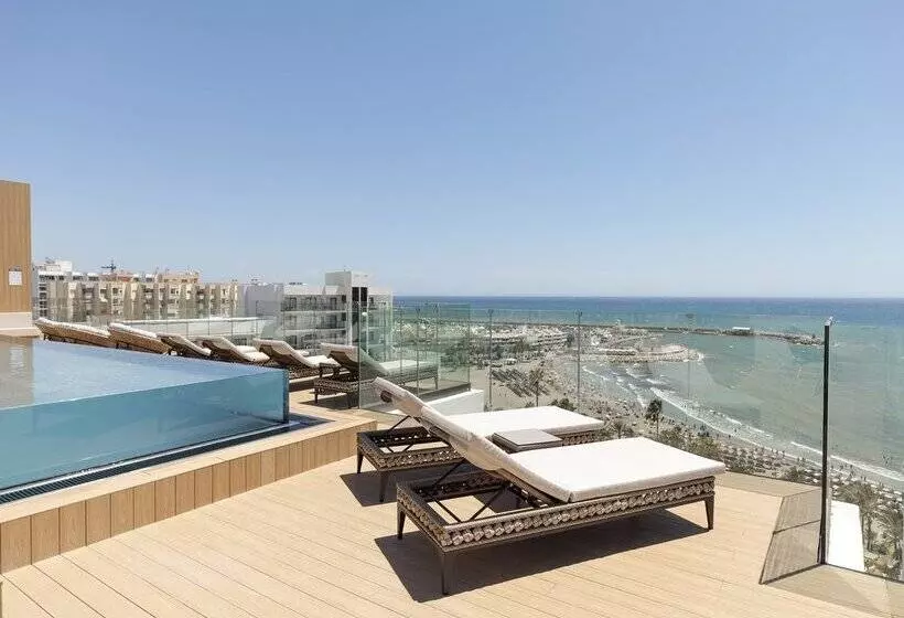 ホテル Best Triton