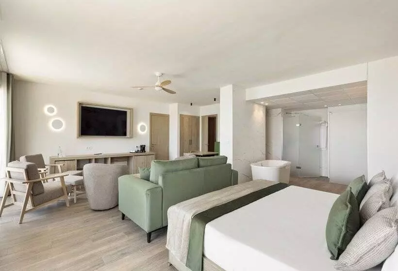 ホテル Best Triton