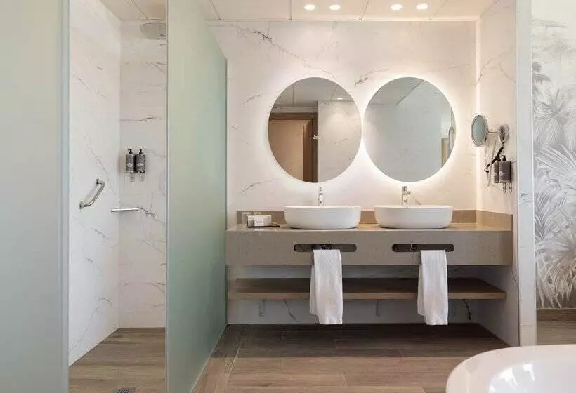 ホテル Best Triton