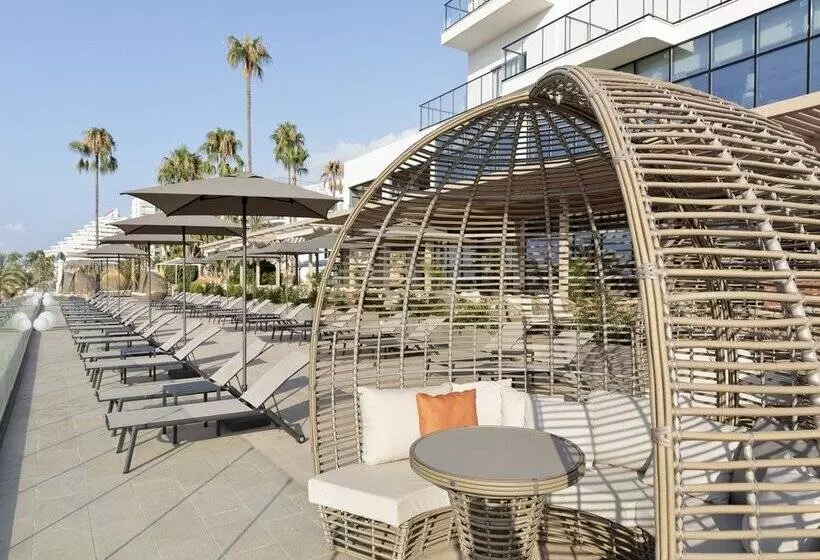 ホテル Best Triton