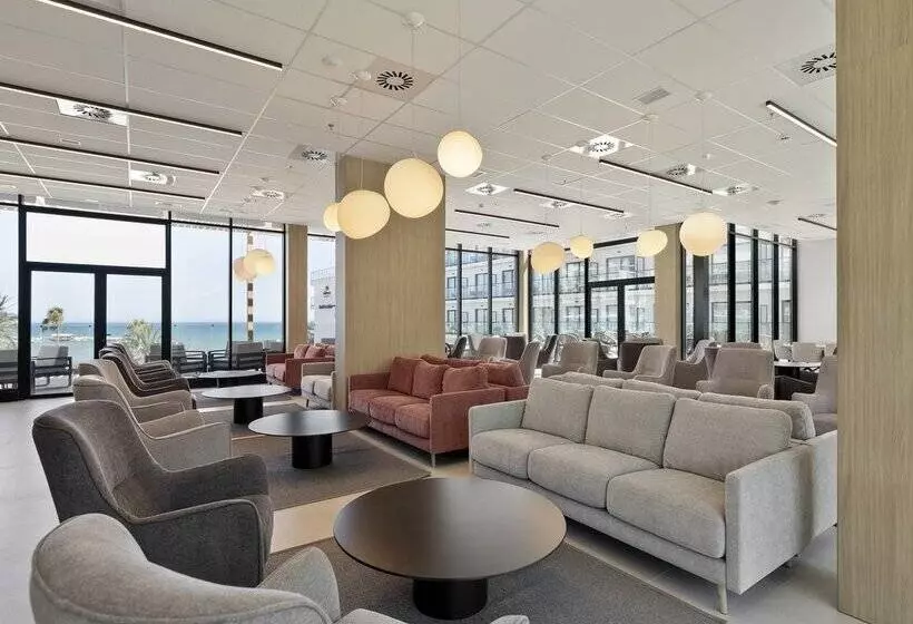 ホテル Best Triton