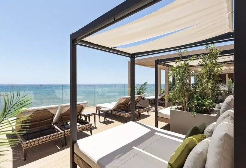 ホテル Best Triton