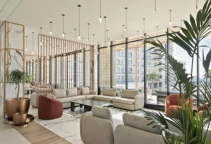 ホテル Best Triton