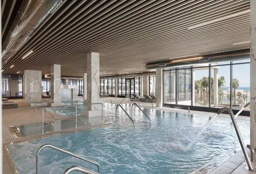 ホテル Best Triton