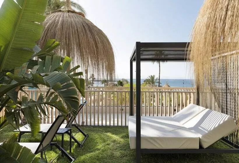 ホテル Best Triton