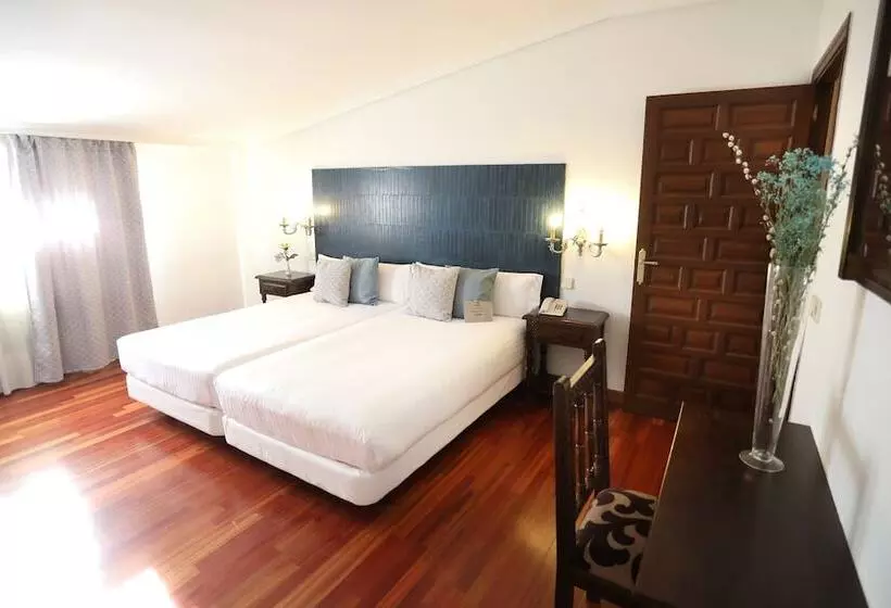 Conde Rodrigo Ii By Eme Hoteles