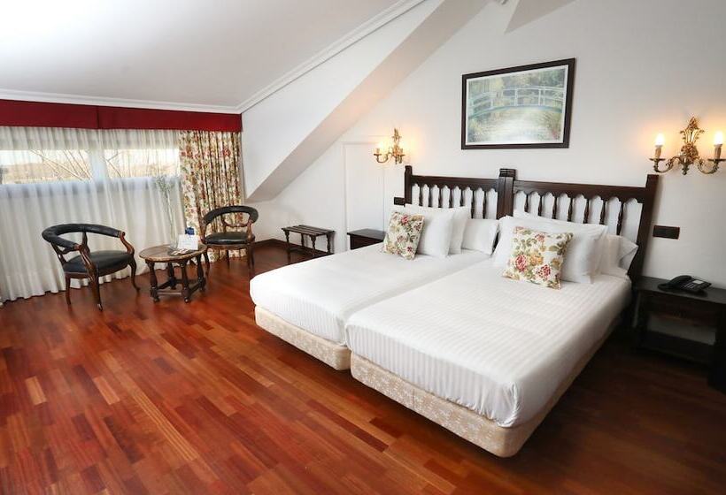 Conde Rodrigo Ii By Eme Hoteles