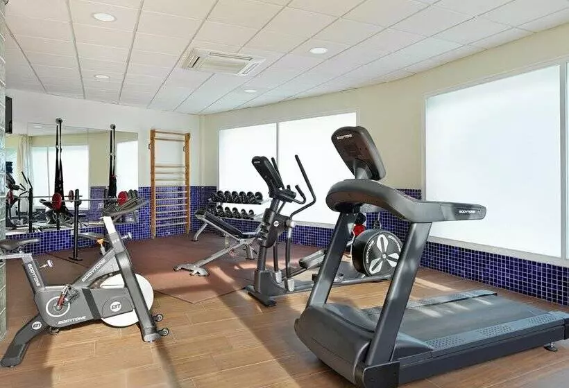 ホテル H10 Salou Princess