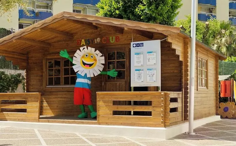 ホテル H10 Salou Princess