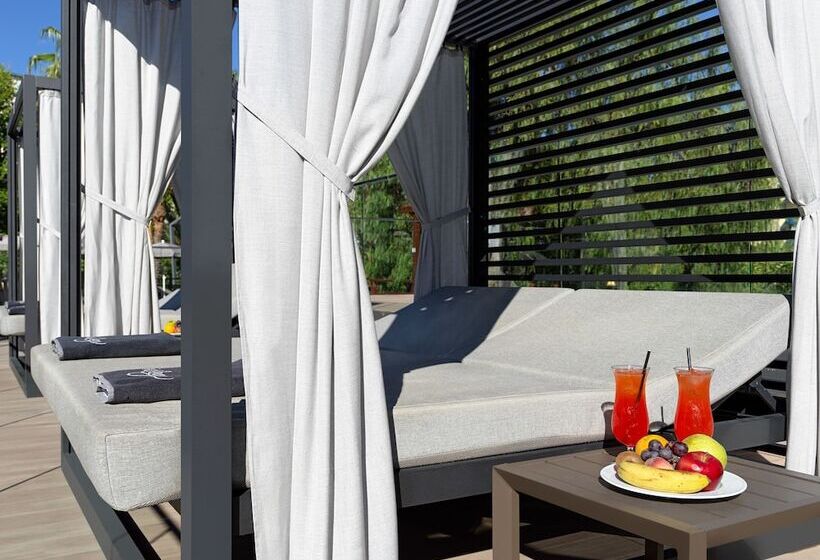 هتل H10 Salou Princess