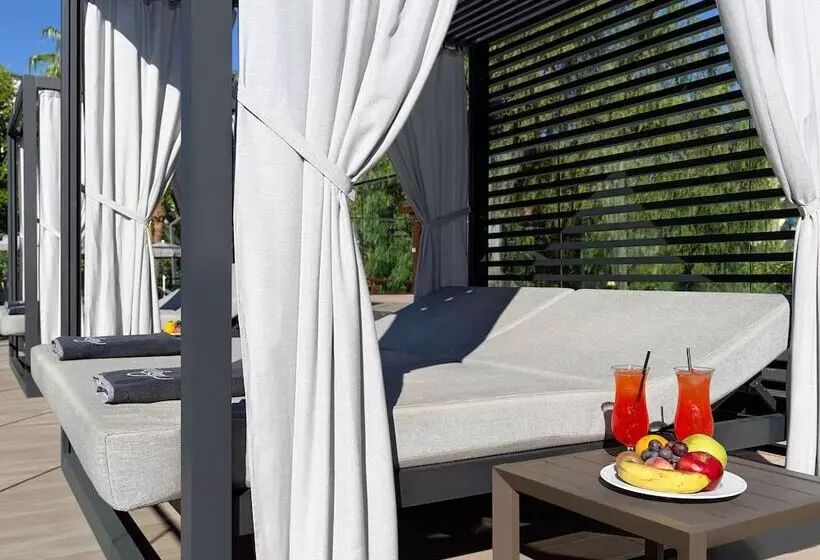 ホテル H10 Salou Princess